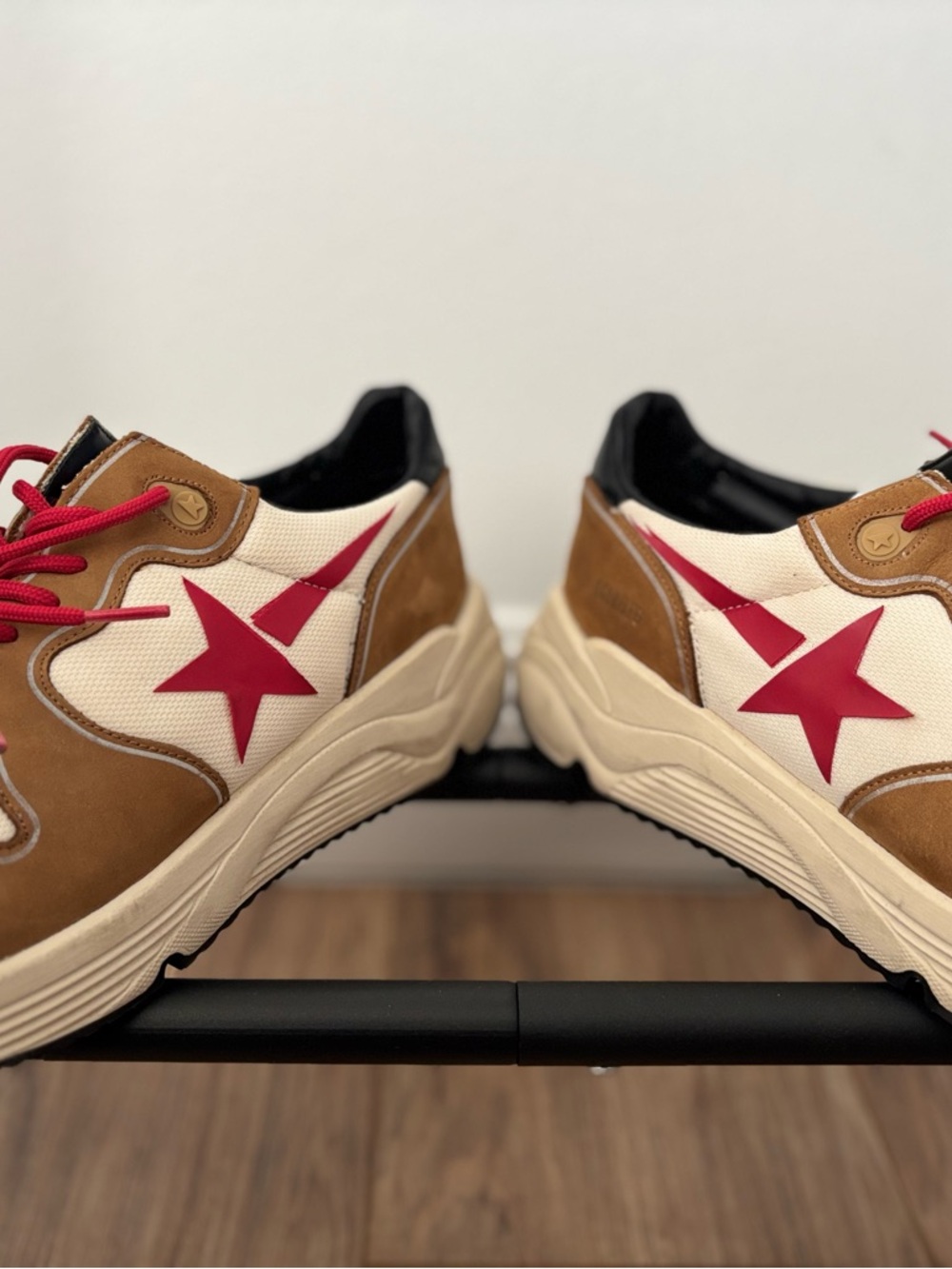 Golden Goose light distress Beige Brown Star Sneakers Original Box Not Inc. - Picture 3 of 6